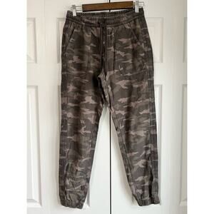Athleta Farallon Joggers Green Camo Drawstring Waist Pants Women's 4